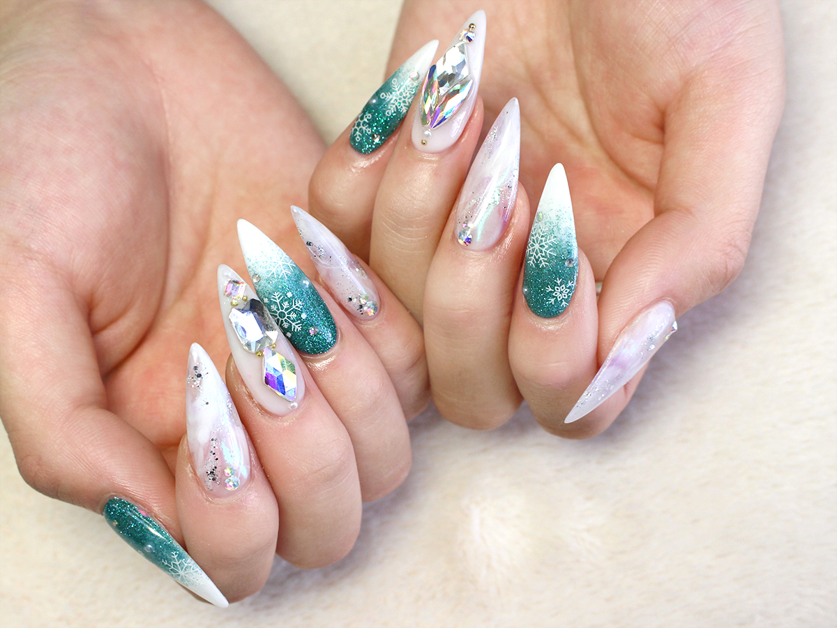 スノーネイル Nail Salon March